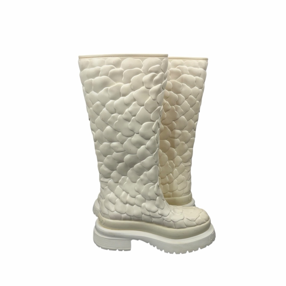 Valentino Garavani Boots 100% Authentic 3D Floral Roses Knee-High White 6 Luxury - Picture 2 of 16